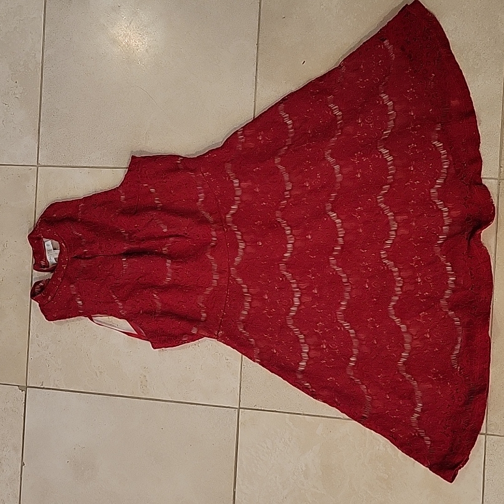 Beautiful red lace holiday dress